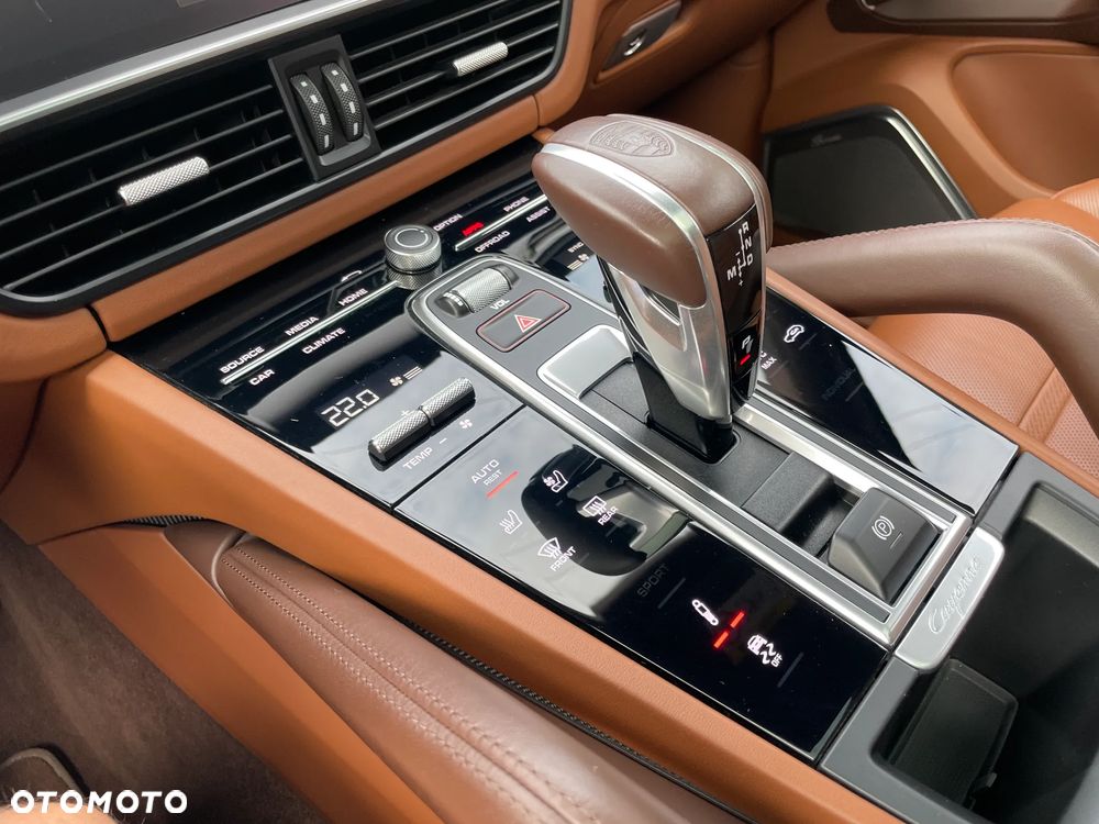 Porsche Cayenne S - 29