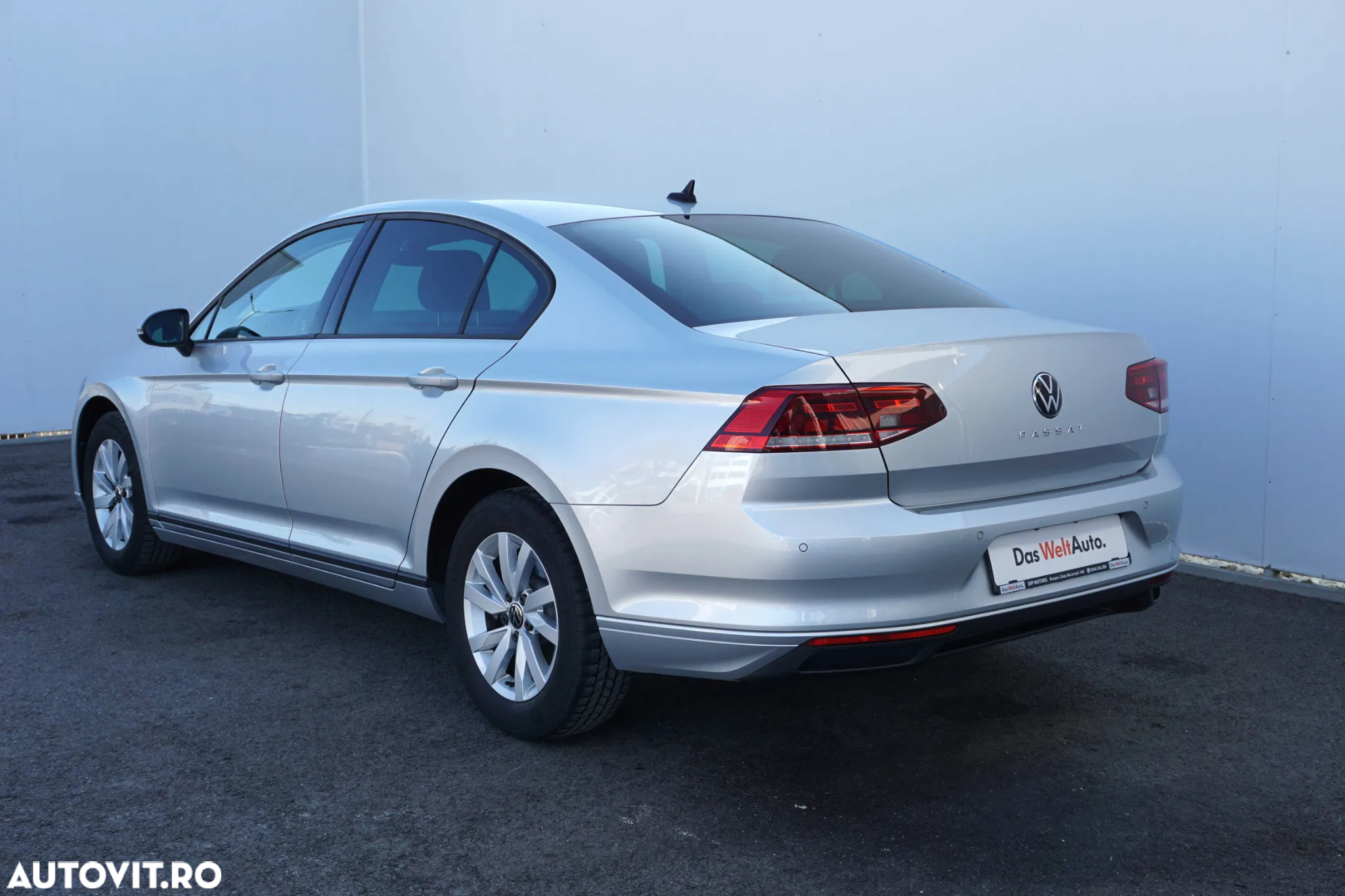 Volkswagen Passat 2.0 TDI DSG Advance - 3