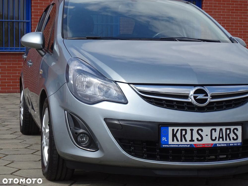 Opel Corsa 1.4 16V Cosmo - 13