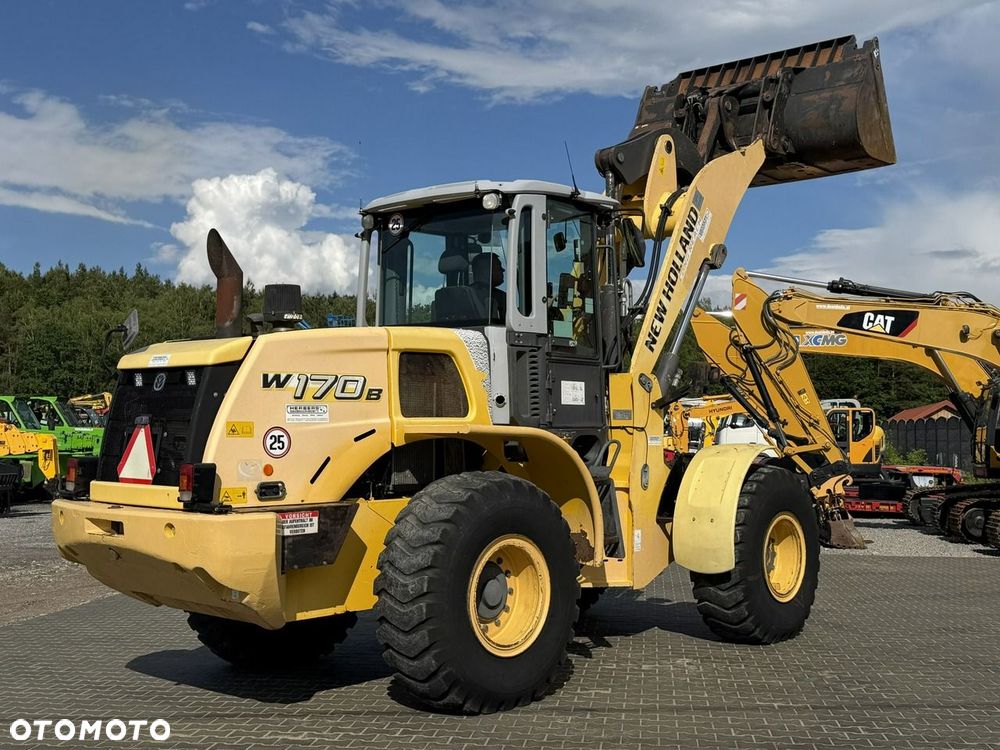 New Holland W170B 15ton  Waga Centralne Smarowanie Ramie Long Reach - 17
