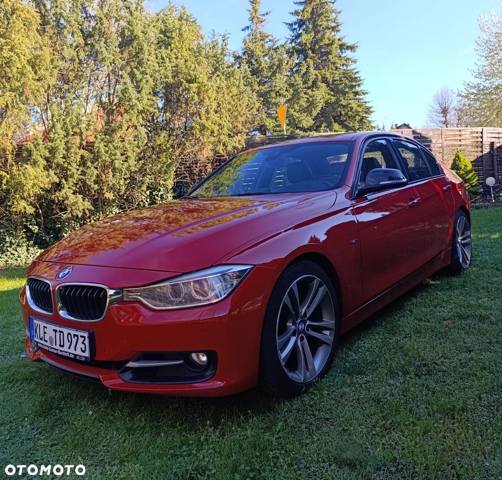 BMW Seria 3 328i Sport Line - 1