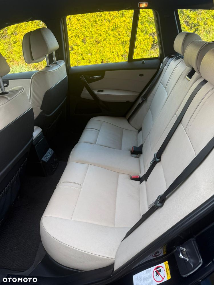BMW X3 - 24