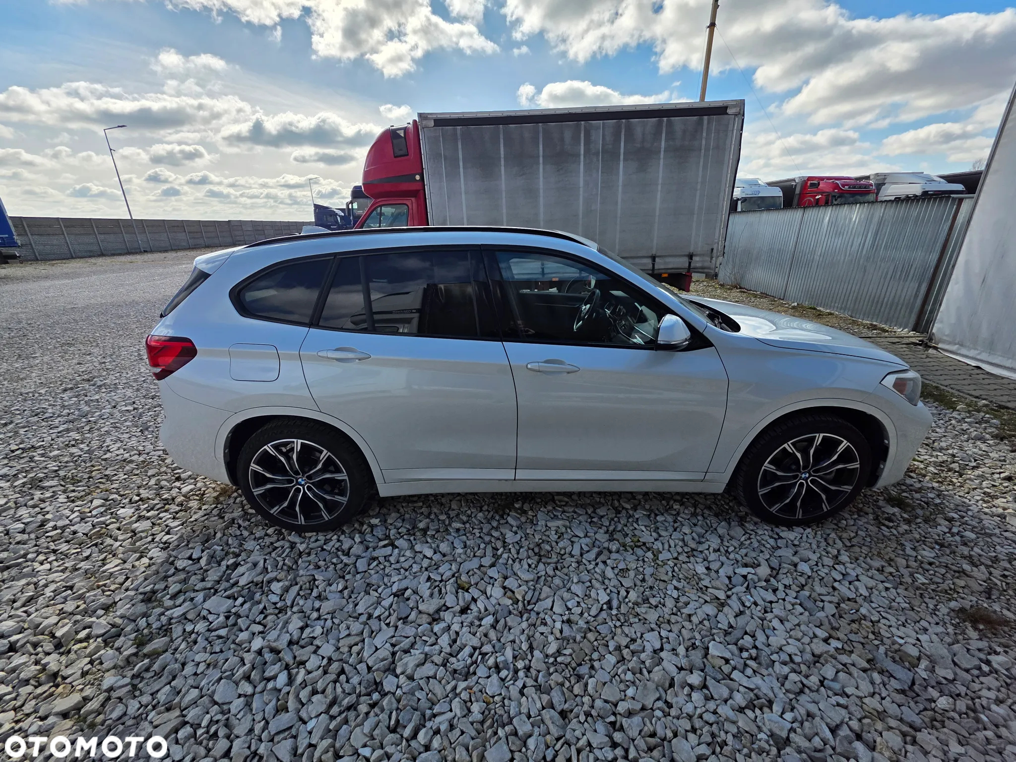 BMW X1 xDrive25i M Sport - 3
