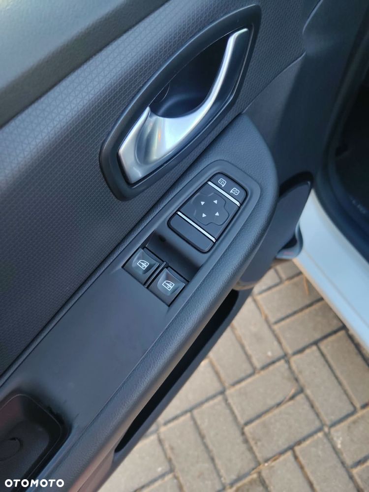 Renault Clio (Energy) TCe 90 Start & Stop LIMITED - 26