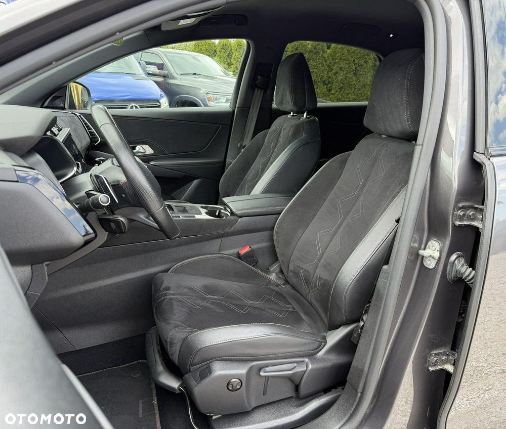 DS Automobiles DS 7 Crossback - 36