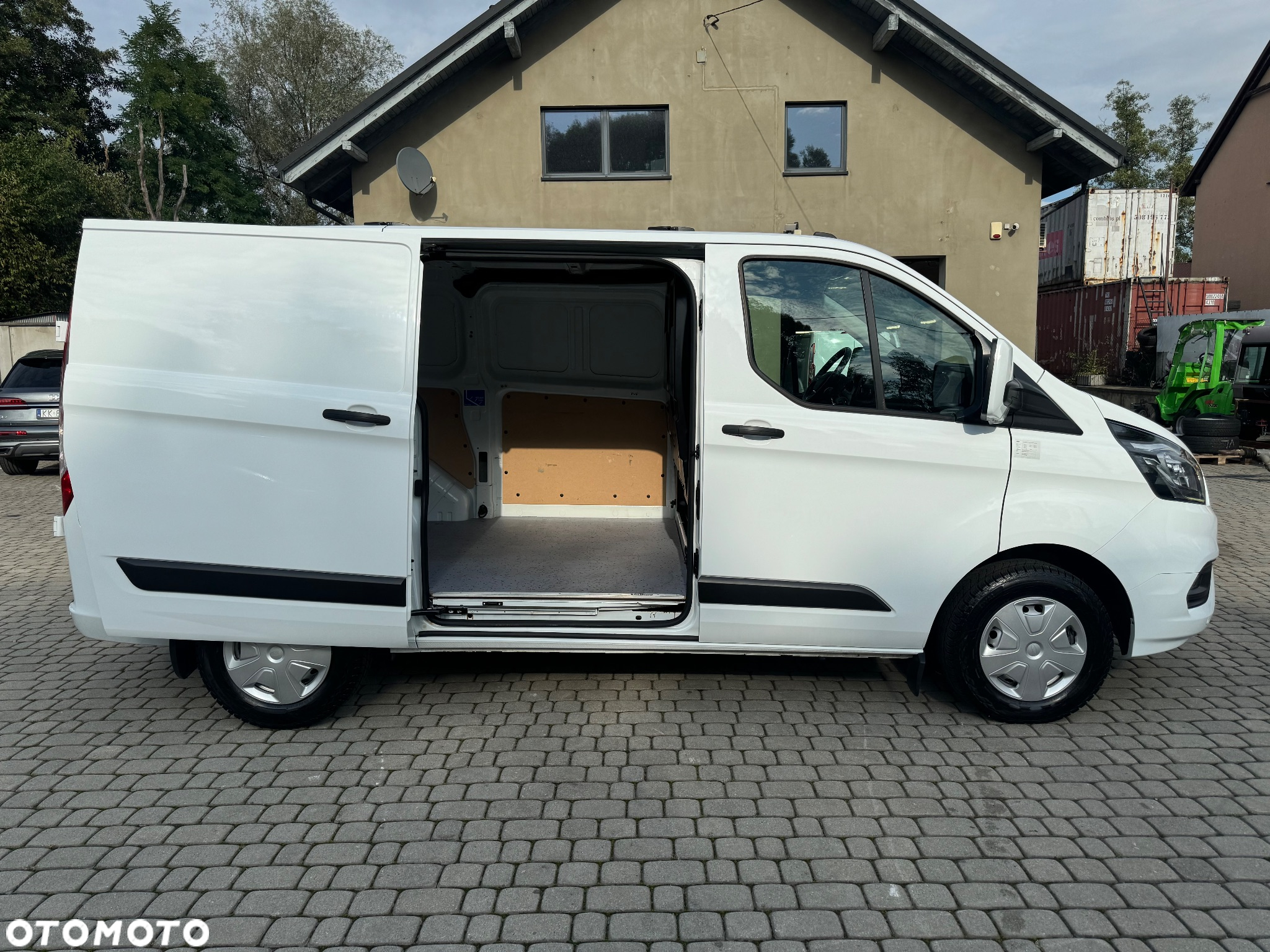 Ford Transit Custom - 10