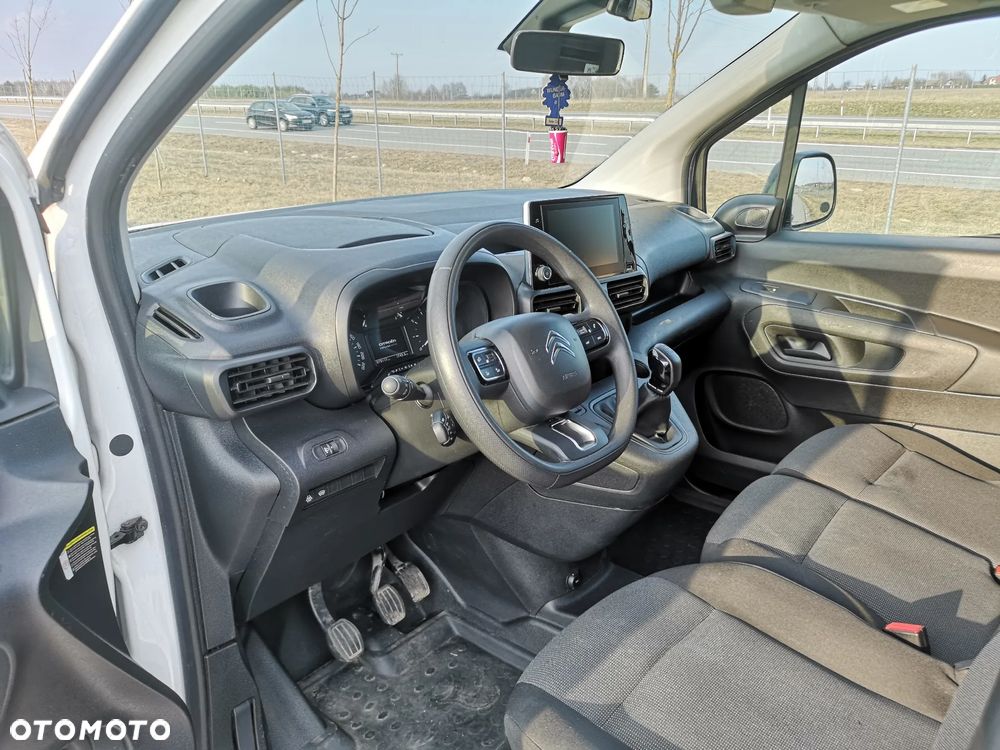 Citroën BERLINGO - 22