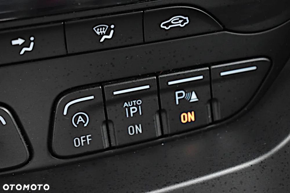 Ford C-MAX 1.6 TDCi Start-Stop-System Titanium - 19
