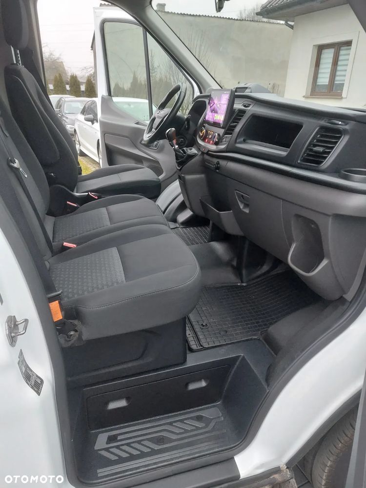 Ford Transit - 37