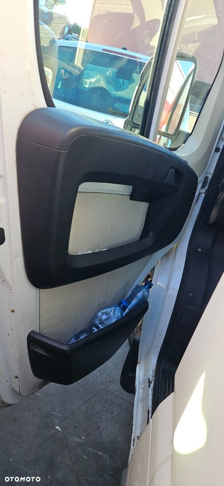 PEUGEOT BOXER II BUS 2.2HDI 4HG 06-14 ZACISK LEWY PRAWY - 34