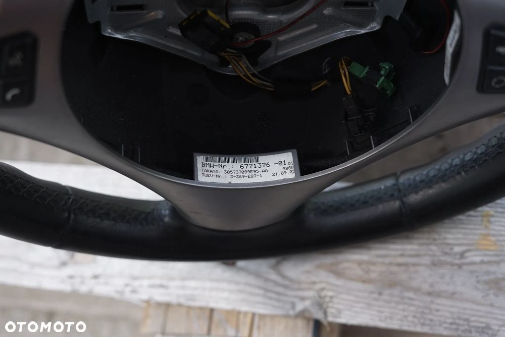 Kierownica skórzana multi BMW seria 1 E87 6771376 - 7