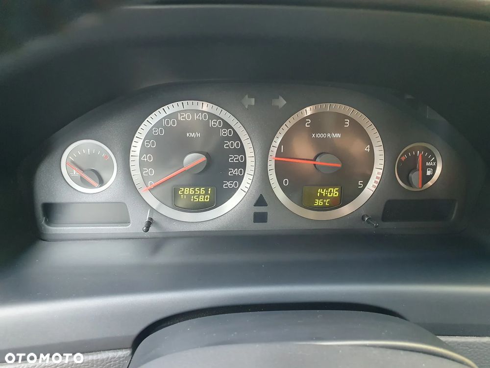 Volvo S60 2.4D Kinetic - 6