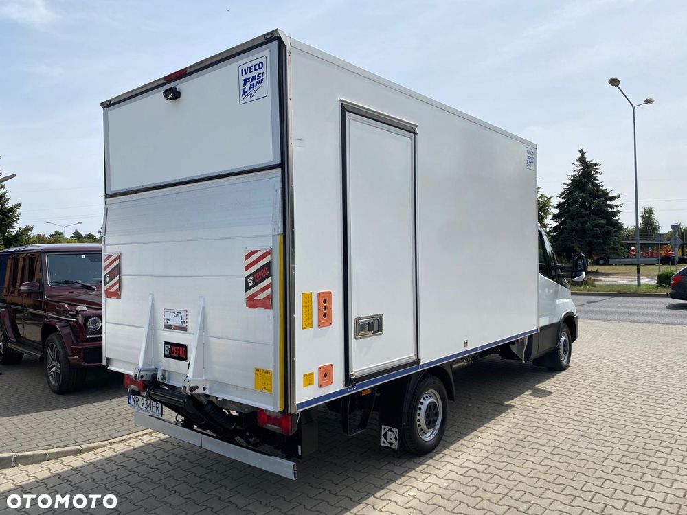 Iveco DAILY 35-160 HI-MATIC KONTENER 8 PALET WINDA ZEPRO - 12