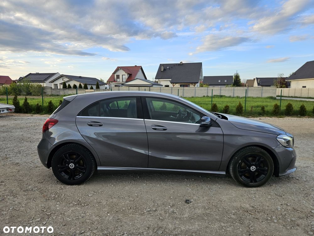 Mercedes-Benz Klasa A 180 (BlueEFFICIENCY) 7G-DCT Urban - 7