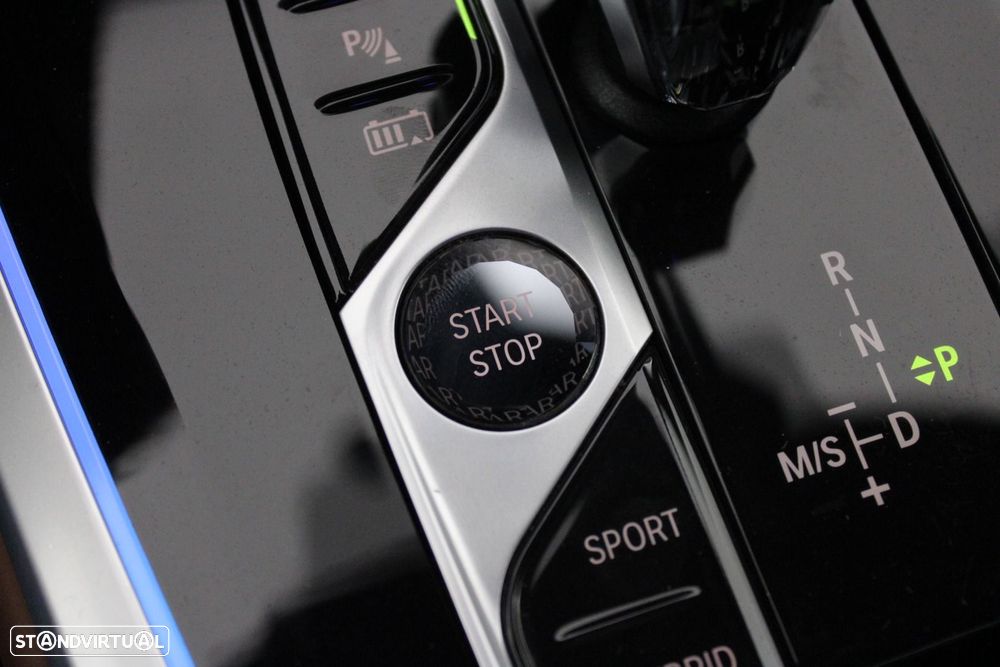 BMW X5 45 e xDrive Pack M - 38
