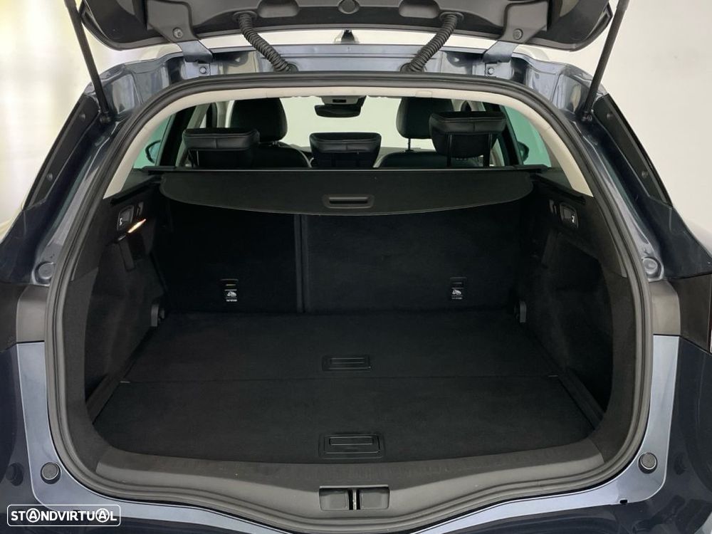 Renault Mégane 1.3 TCe Techno EDC — fotografia 13