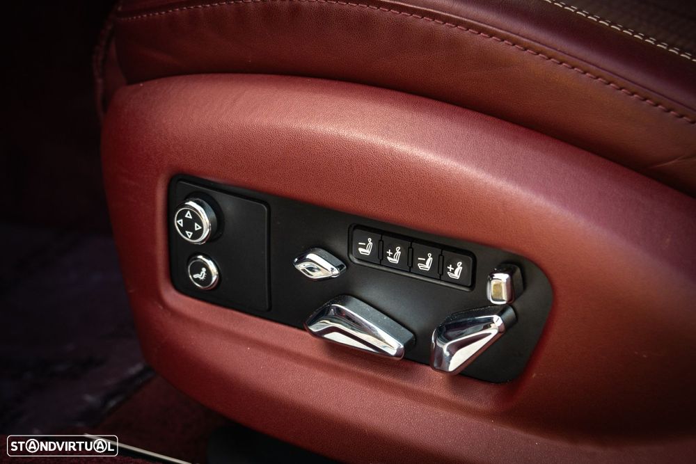 Bentley Flying Spur W12 - 15