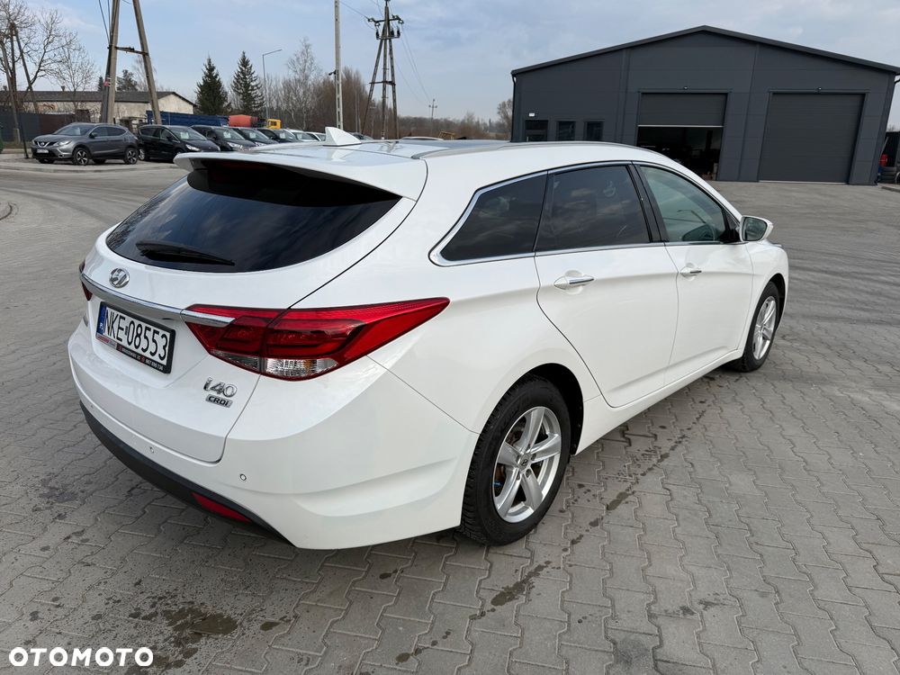 Hyundai i40 Kombi 1.7 CRDi Premium - 9