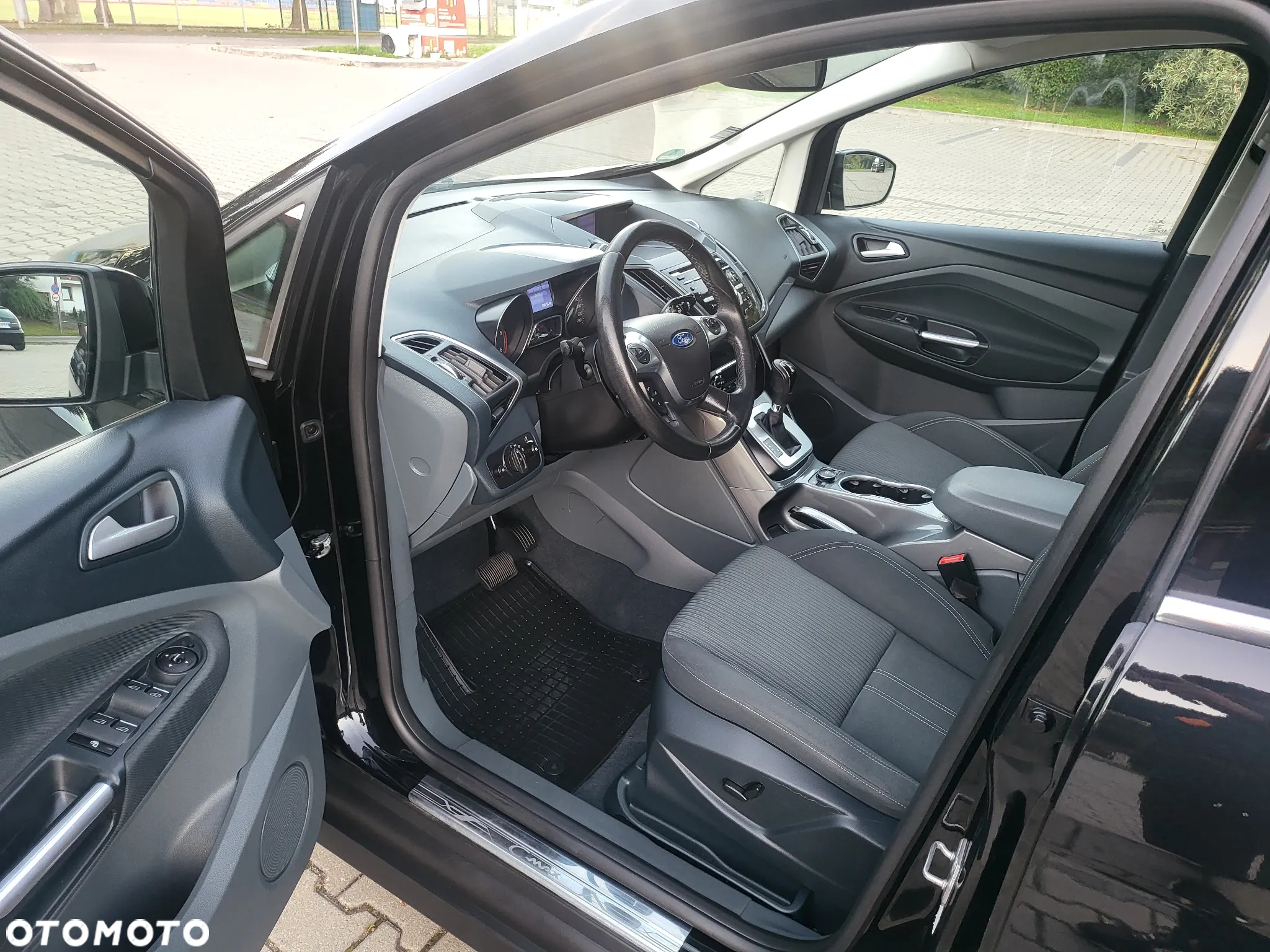 Ford C-MAX 2.0 TDCi Titanium - 11