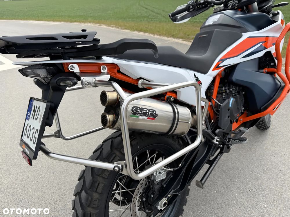 KTM Adventure - 7