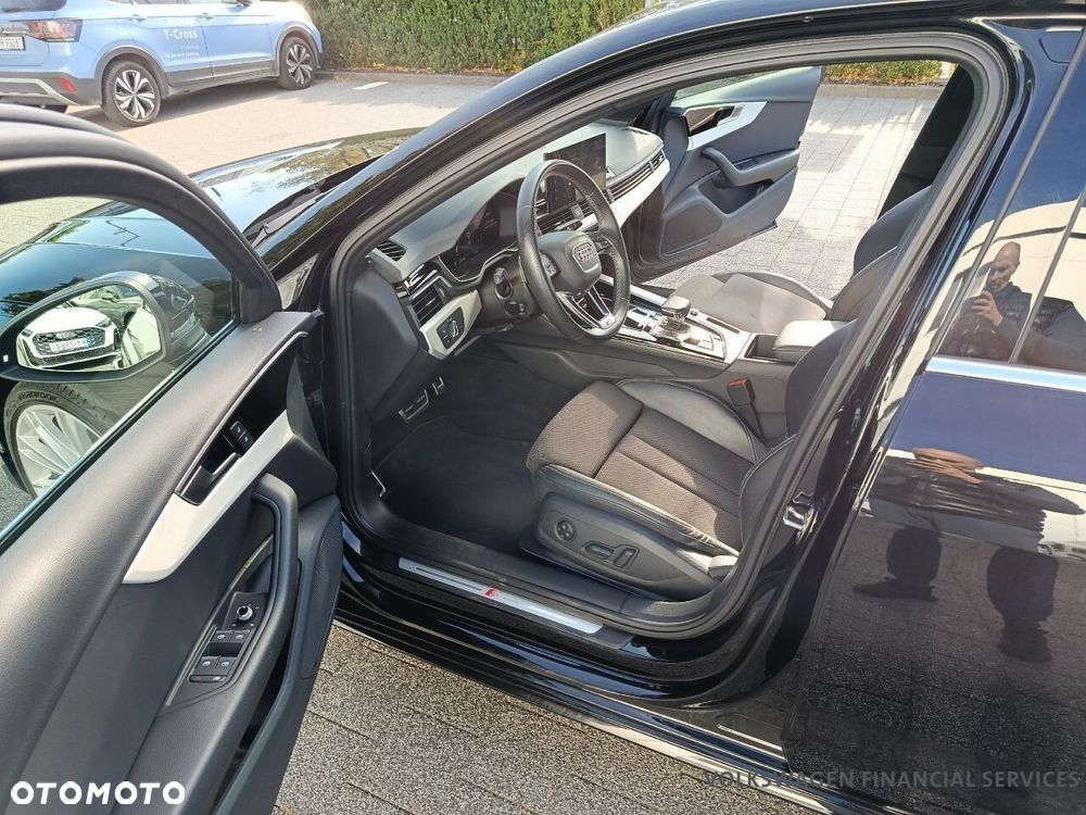 Audi A4 Limousine - 11