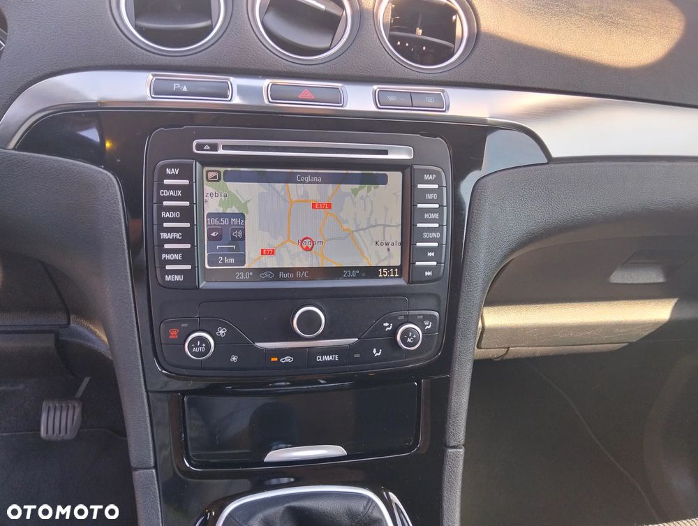 Ford S-Max 2.0 TDCi DPF Titanium X - 15