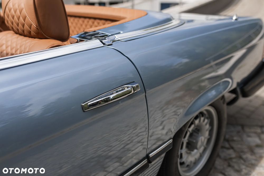 Mercedes-Benz SL - 12