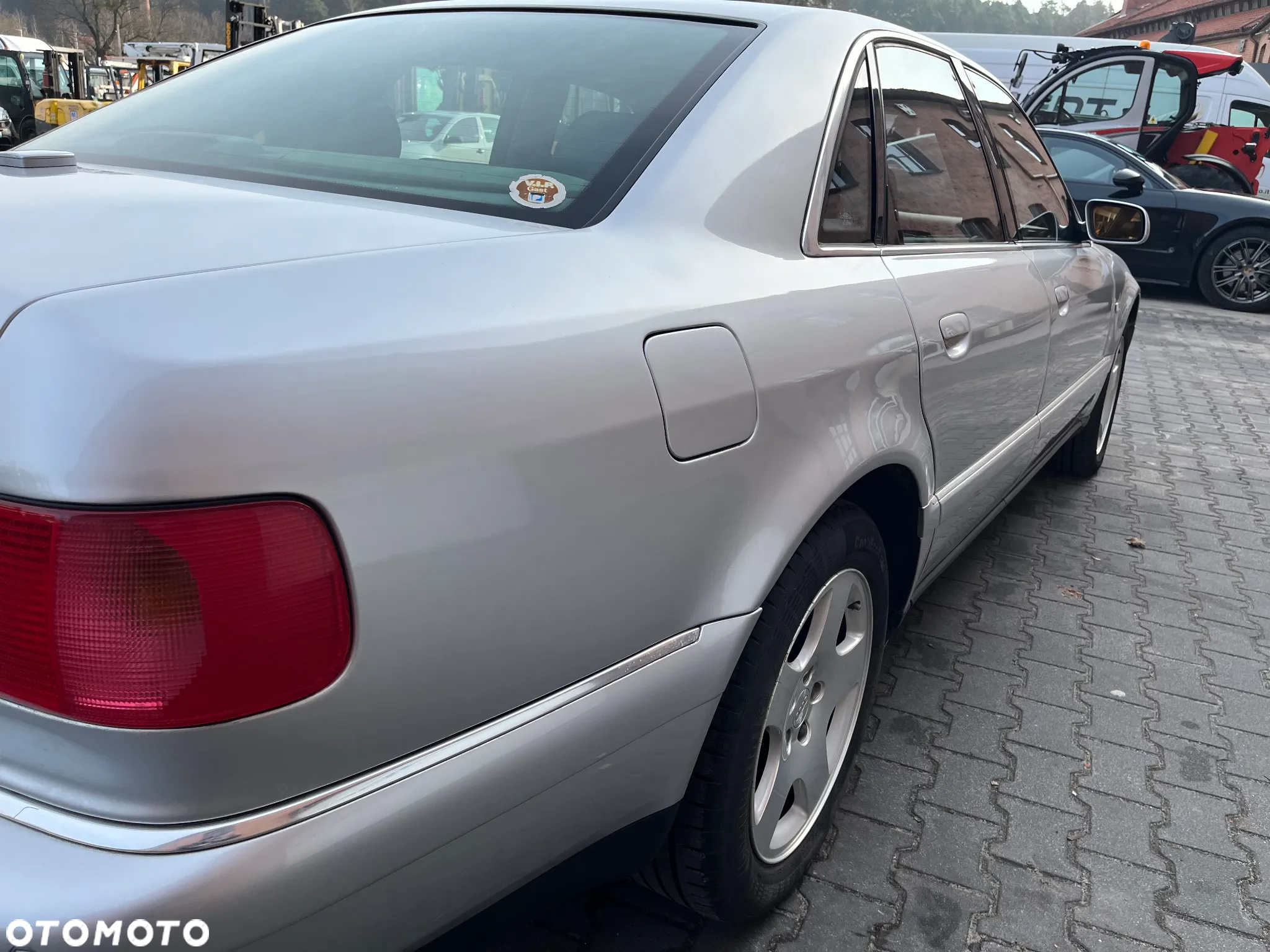 Audi A8 - 14