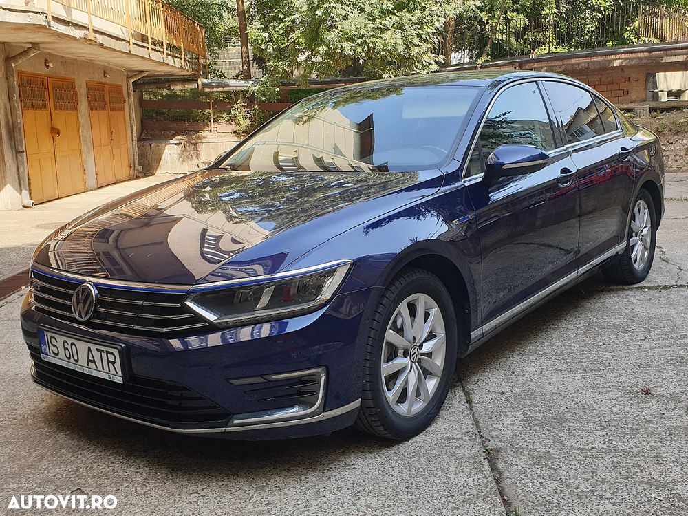 Volkswagen Passat GTE - 1