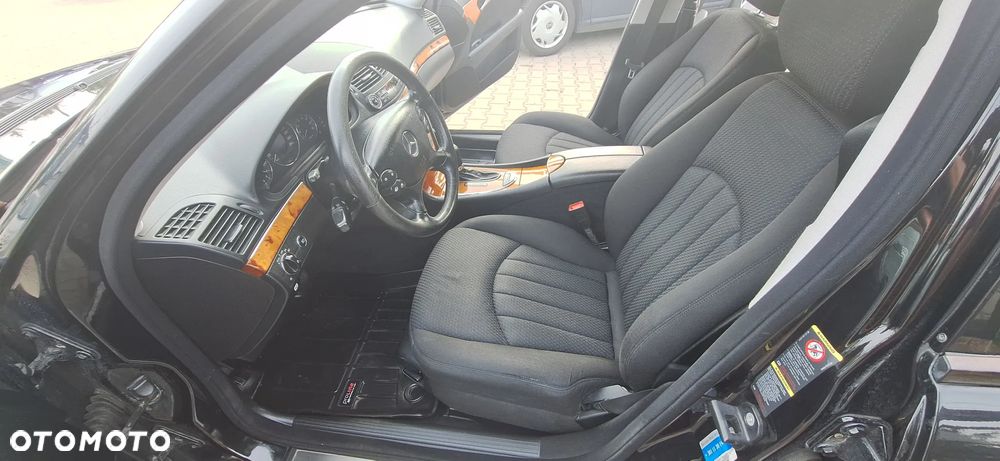Mercedes-Benz Klasa E 200 Kompressor Automatik Elegance - 11