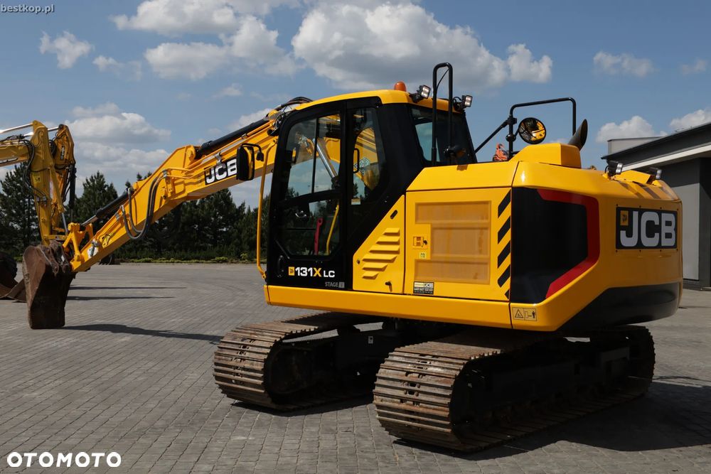 JCB 131X LC - 36