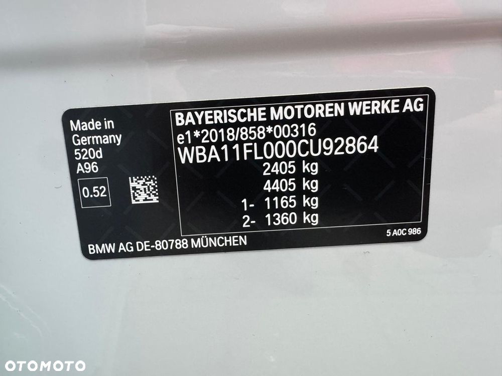 BMW Seria 5 520d - 40