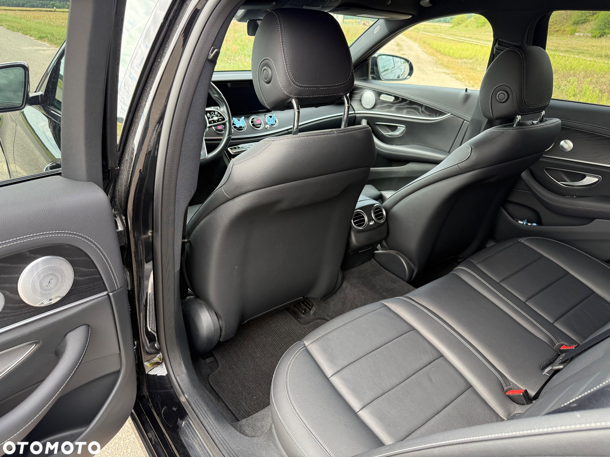 Mercedes-Benz Klasa E 220 d 4Matic T 9G-TRONIC Avantgarde - 11