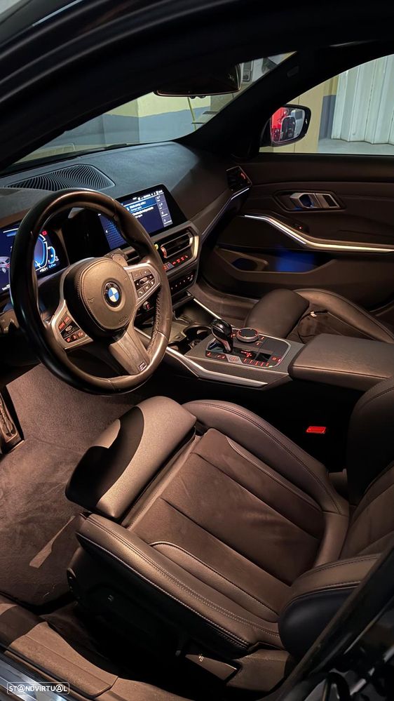 BMW 330 e Touring Pack Desportivo M Auto - 12