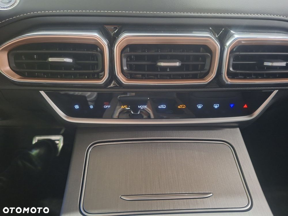 Jetour X70 Plus - 16