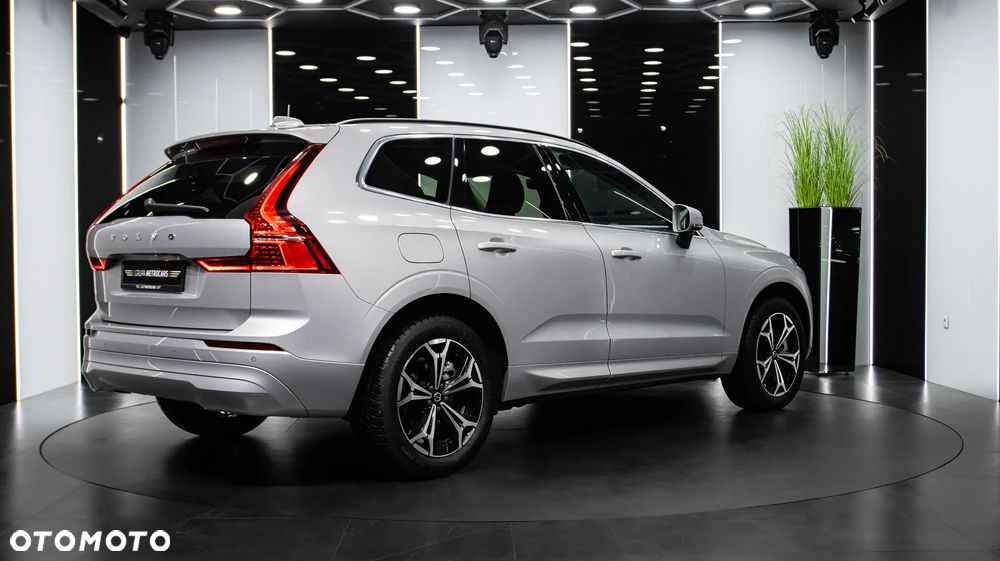 Volvo XC 60 B4 B Momentum Pro - 7