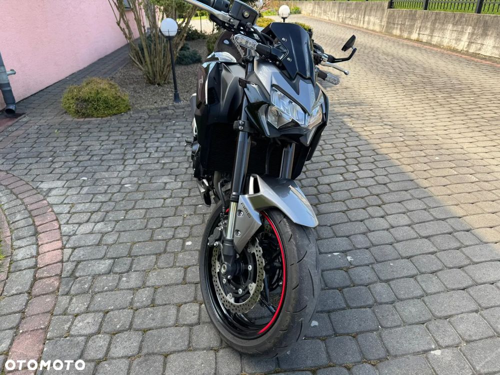 Kawasaki Z 900 - 6