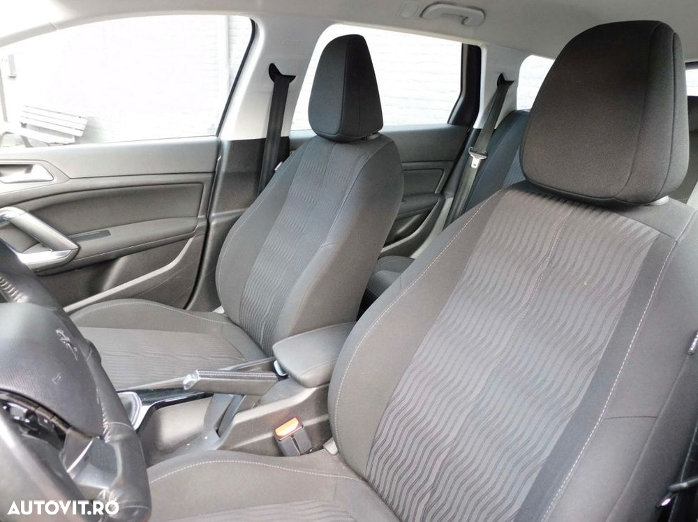 Peugeot 308 1.2 L PureTech Turbo Access - 7