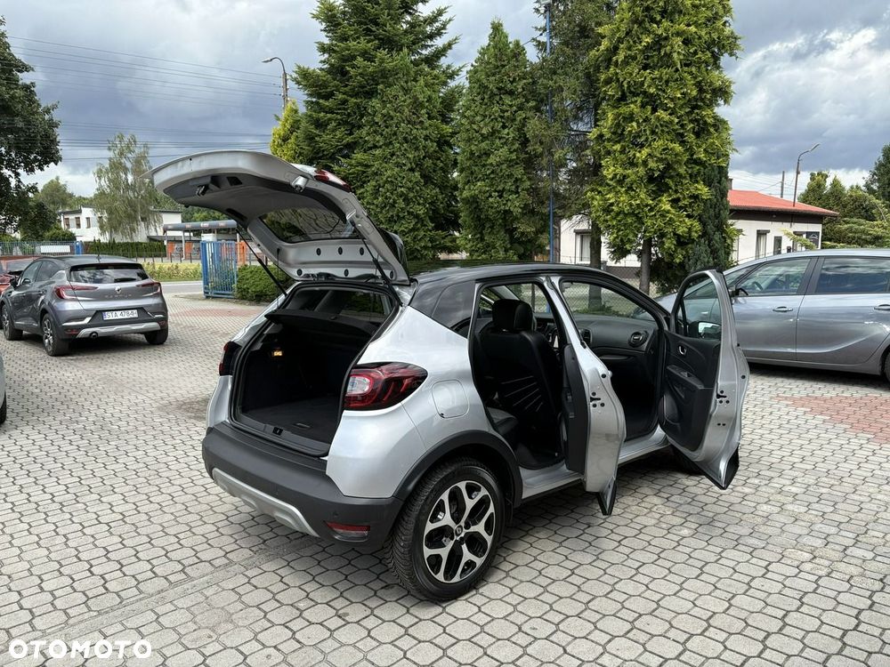 Renault Captur - 32