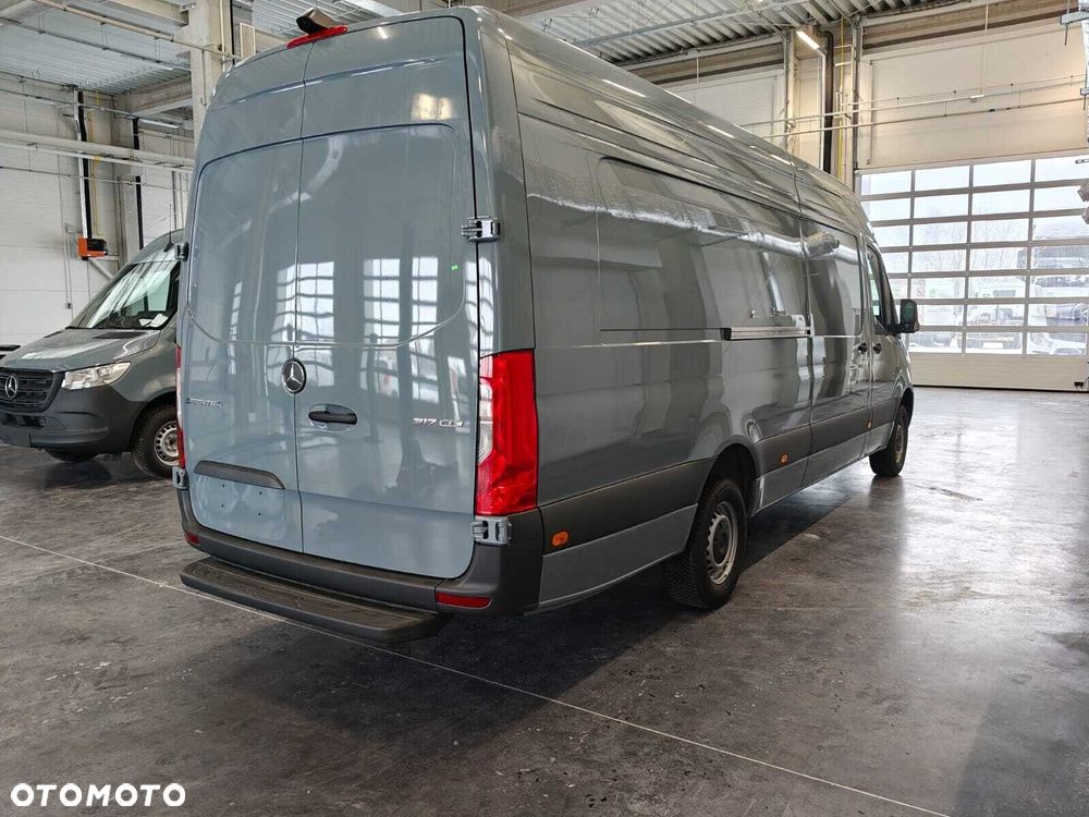 Mercedes-Benz Sprinter 317 cdi L4H2 - 7