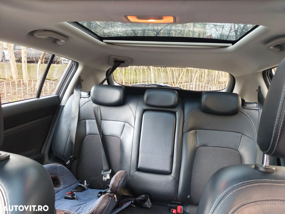 Kia Sportage 2,0 CRDI AWD Dream-Team Edition - 12