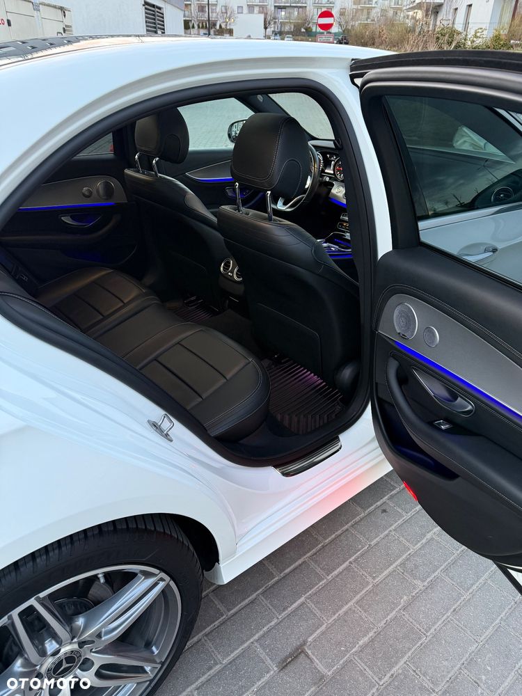 Mercedes-Benz Klasa E 220 d 4-Matic 9G-TRONIC - 6