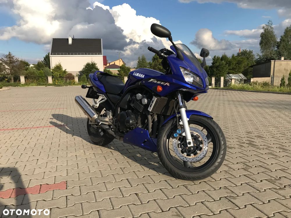 Yamaha FZS - 13