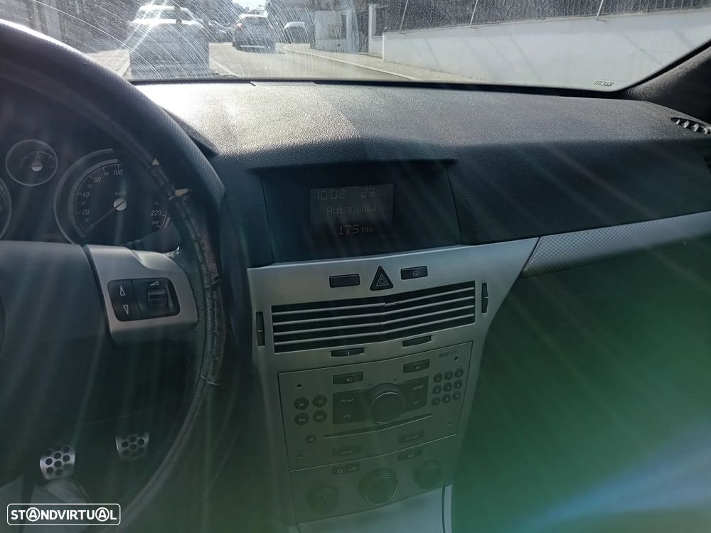 Opel Astra GTC 1.3 CDTI - 7