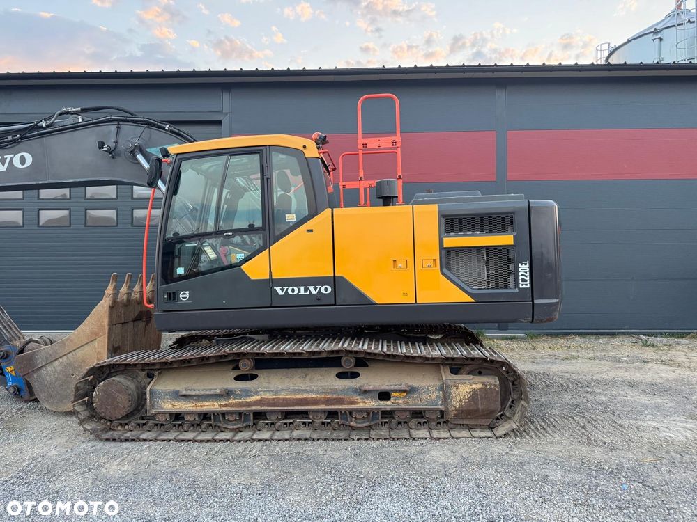 Volvo EC220E - 5