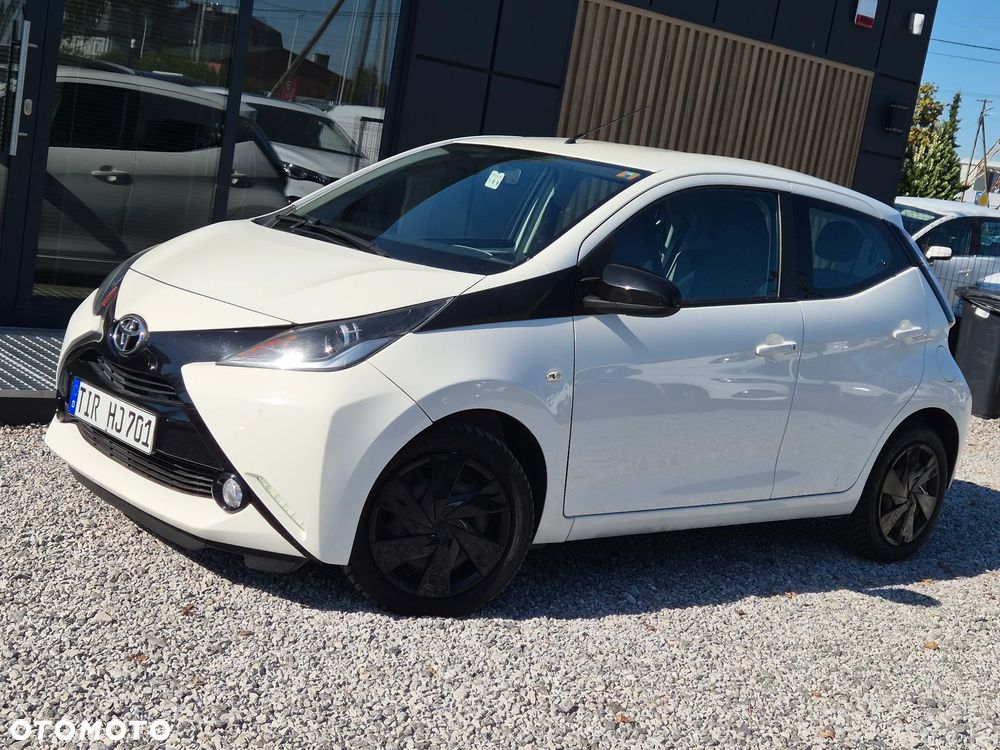 Toyota Aygo x-play Eco - 4