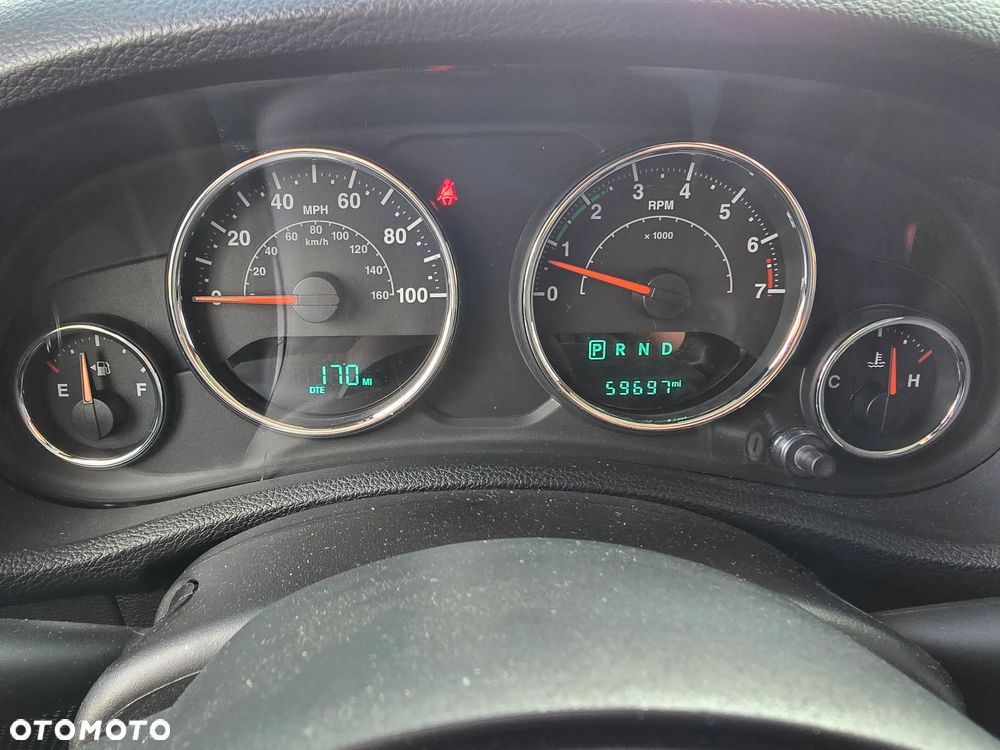 Jeep Wrangler 3.6 Unlim Sahara - 23