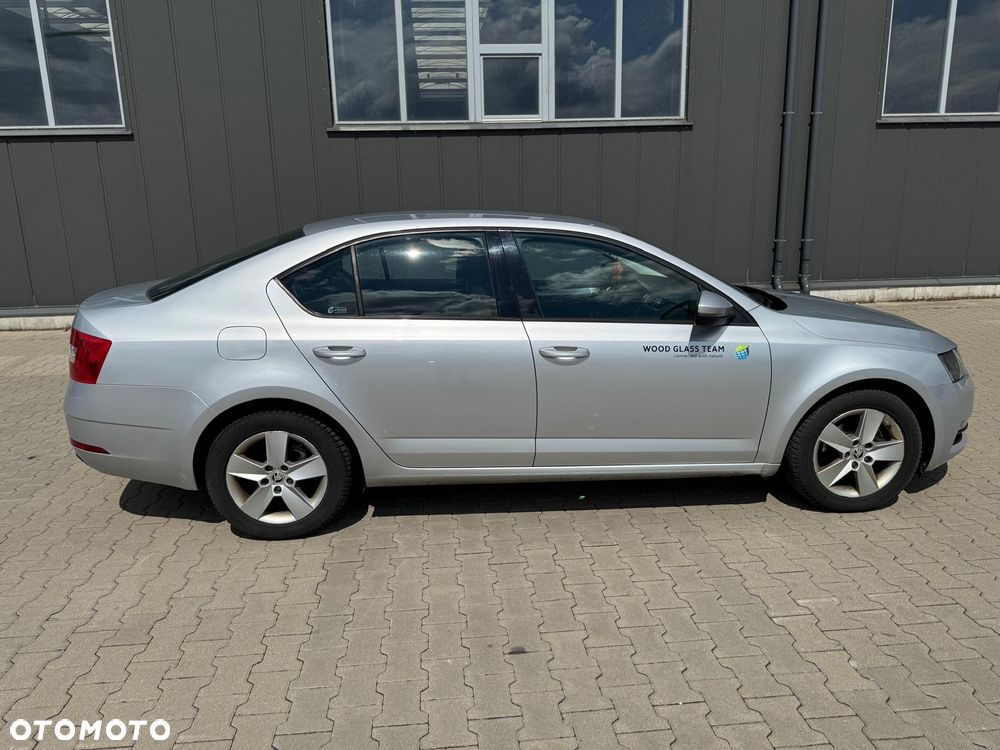 Skoda Octavia - 3