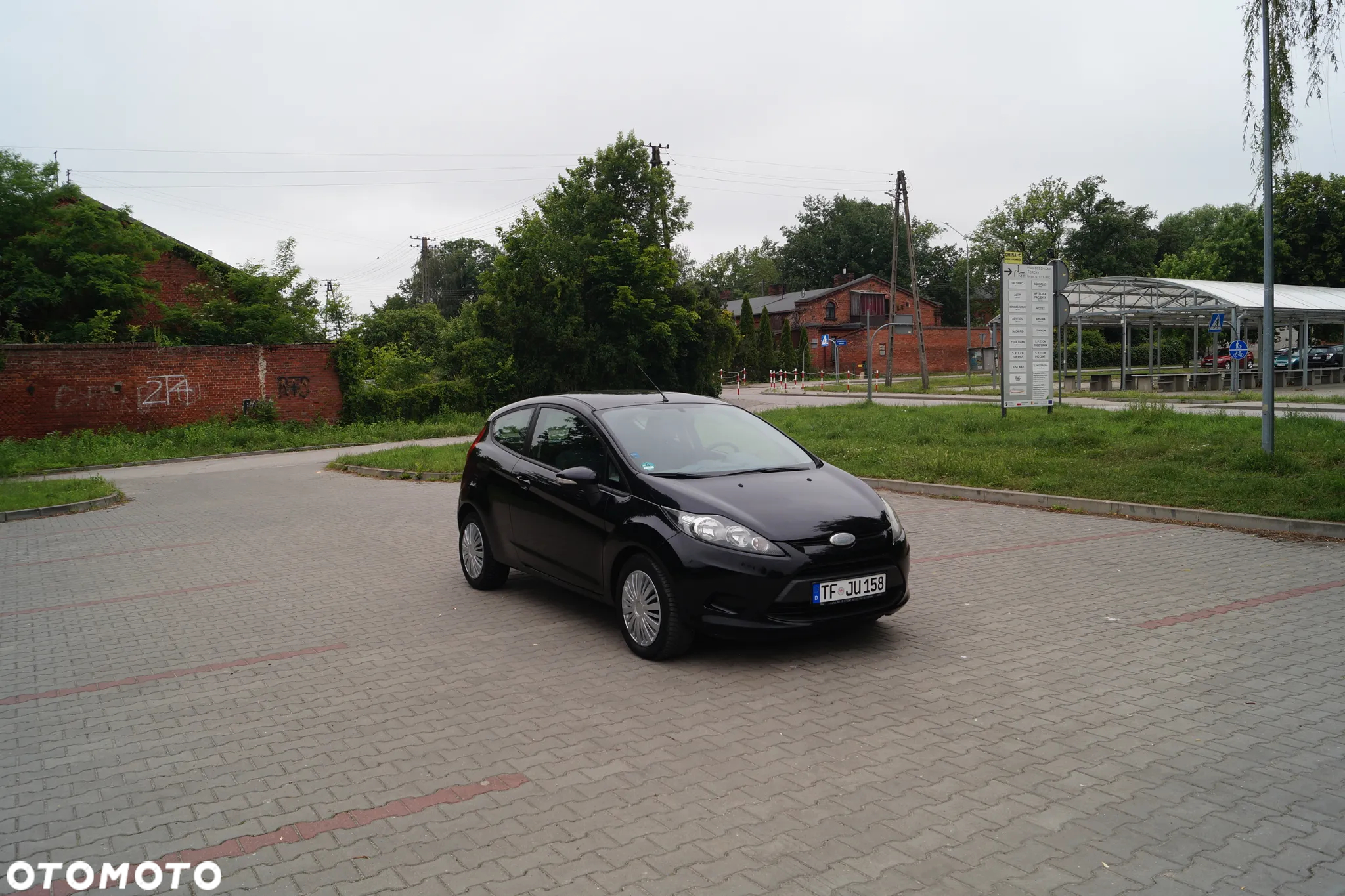 Ford Fiesta 1.25 Trend - 33