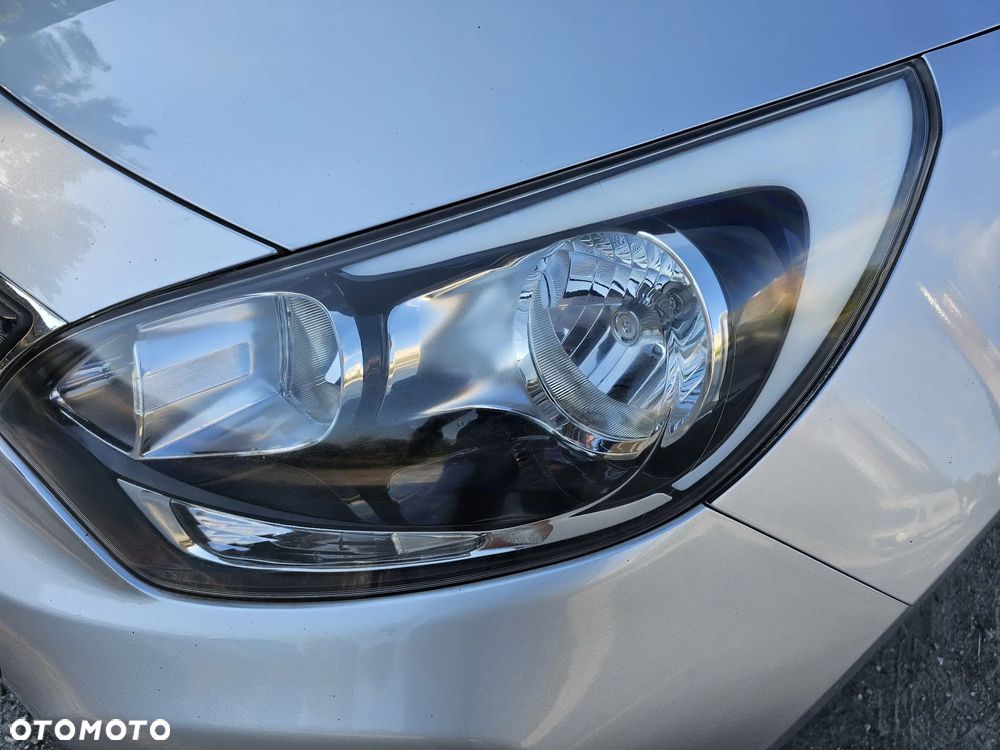 Kia Rio 1.4 Edition 7 - 13